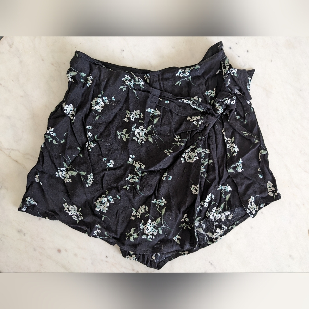Abercrombie Tie Skort